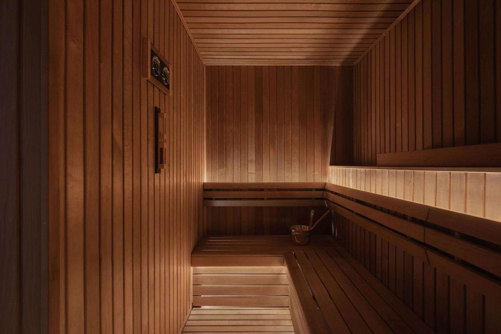 Bab Al Shams, A Rare Finds Desert Resort, Дубай Экстерьер фото A Finnish sauna